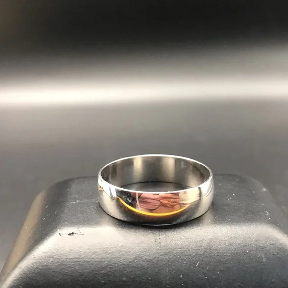 925 Sterling Silver wedding Band Ring size 10 - Picture 1 of 13